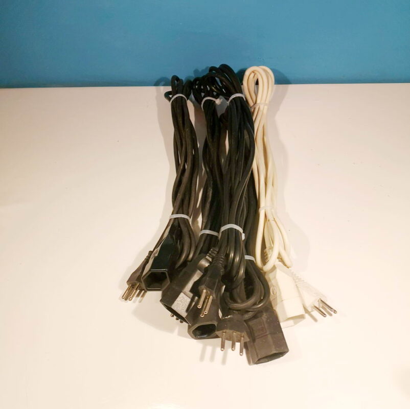 Verlängerungskabel 3 Meter!